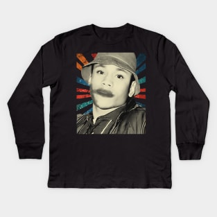 Vintage - LL Cool J is a legendary American rapper - tshirt Kids Long Sleeve T-Shirt